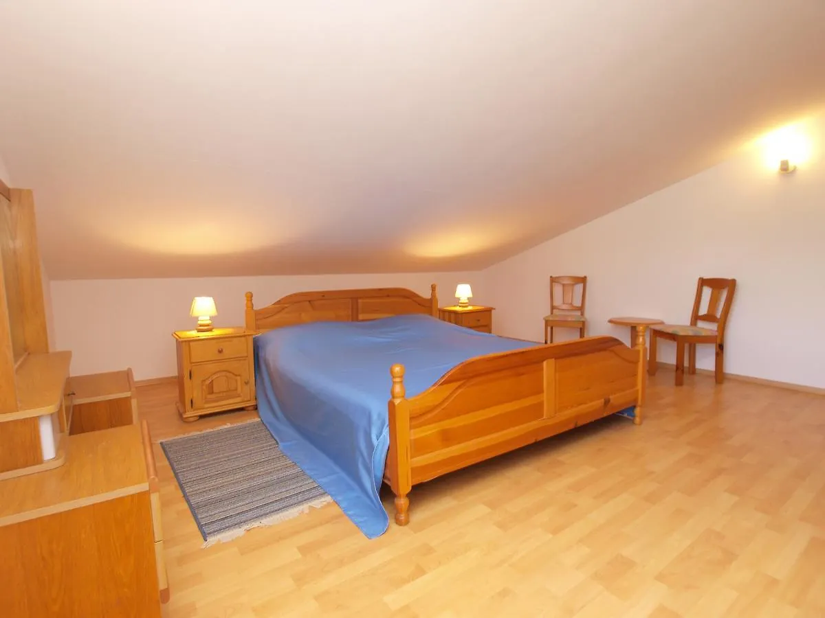 Apartment Jasminka 964 Premantura