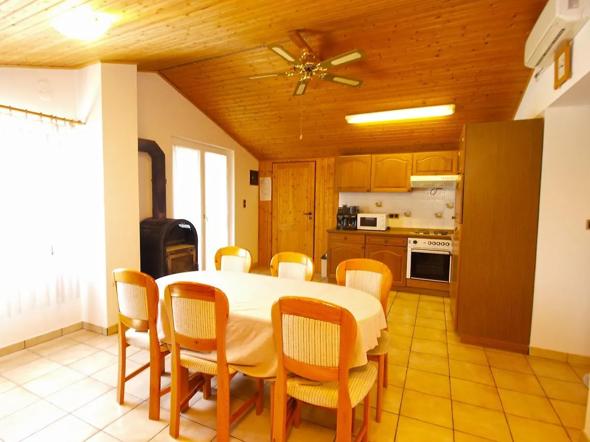 Apartment Jasminka 964 Premantura Croatia